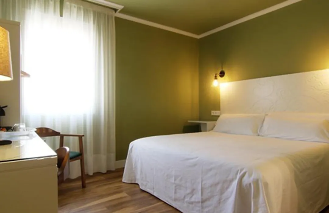 Hostal Los Castañuelos-1